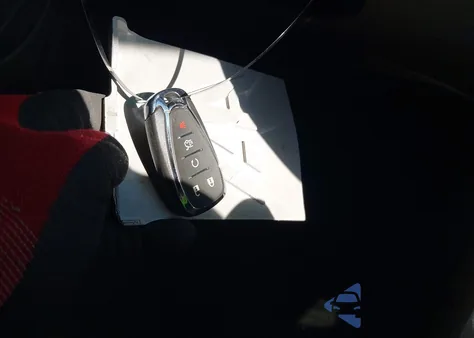 2022 Chevrolet Malibu Fwd Lt из США, поврежденный, VIN 1G1ZD5ST4NF104648